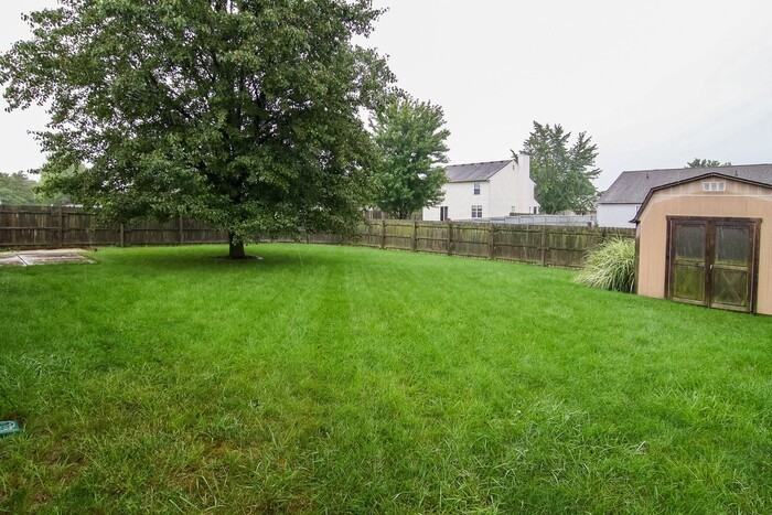 8335 Eagles Nest Dr - Photo 7 of 23