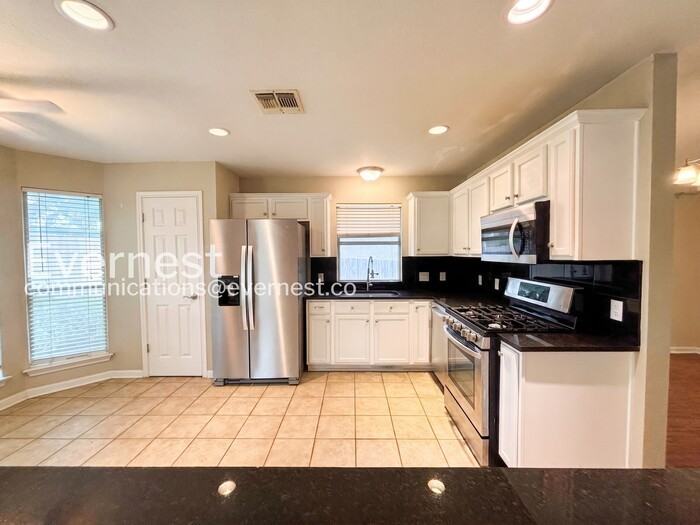 2315 Chestnut Path - Photo 2 of 19