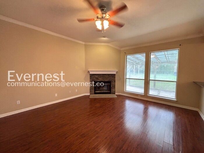 2315 Chestnut Path - Photo 5 of 19