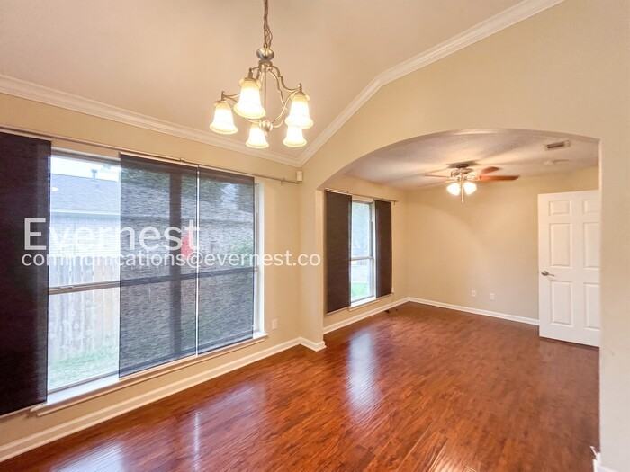 2315 Chestnut Path - Photo 7 of 19