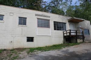 featured image of 413 Rees St #5