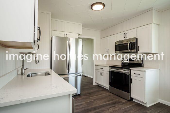 10937 Carlson Dr - Photo 6 of 19