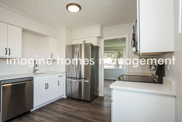 10937 Carlson Dr - Photo 7 of 19