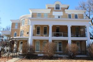 featured image of 711 N Broadway St #222