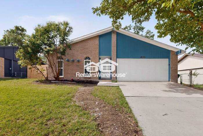 2018 Rose Hill Rd - Photo 2 of 43