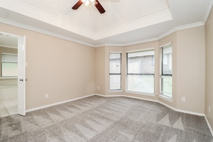 524 E Lanett Dr - Photo 5 of 20