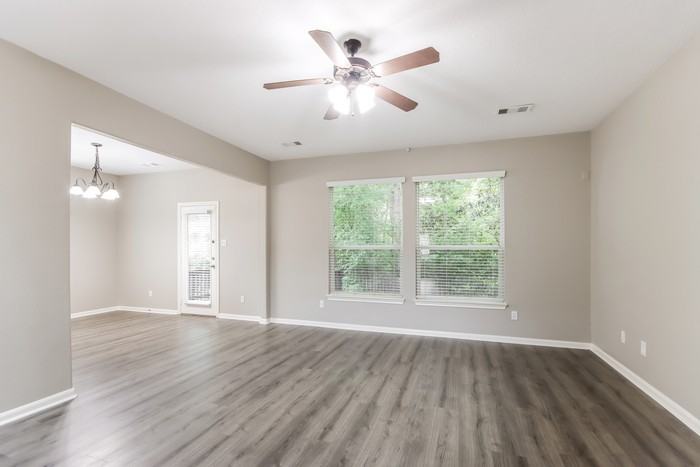 3514 White Oak Point Dr - Photo 4 of 17