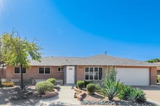 525 E Geneva Dr - Photo 1 of 1