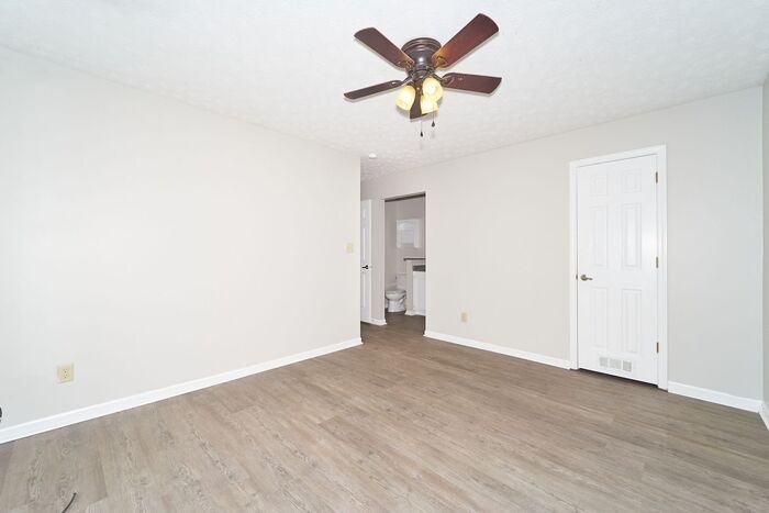 1761 Park North Ln - Photo 5 of 18