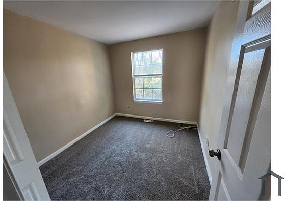 4 Black Oak Ct - Photo 7 of 8