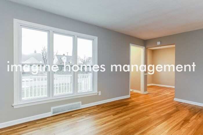 447 E 330th St - Photo 5 of 19