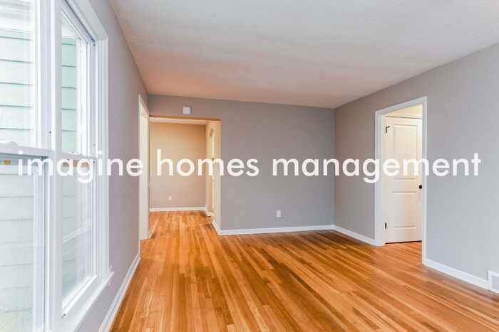 447 E 330th St - Photo 6 of 19