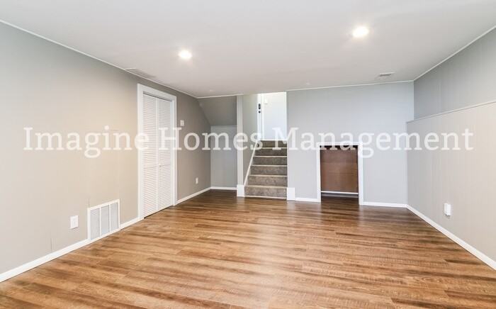 9444 Monticello Dr - Photo 3 of 14