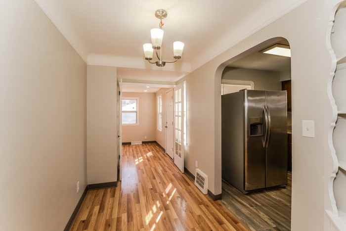 19430 Monterey Ave - Photo 4 of 15