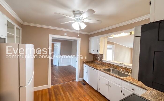 5207 Evitt St - Photo 6 of 36