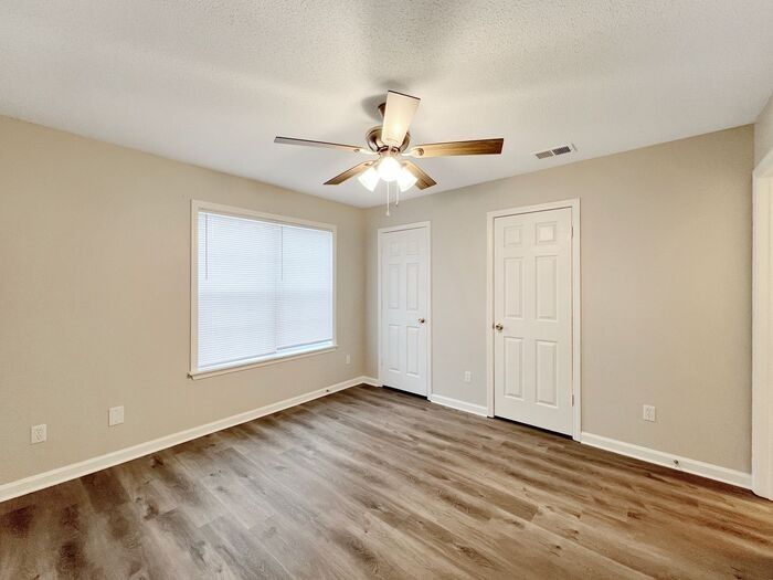 3914 Santa Fe Loop - Photo 2 of 37
