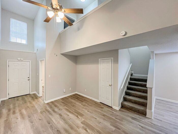 3914 Santa Fe Loop - Photo 4 of 37