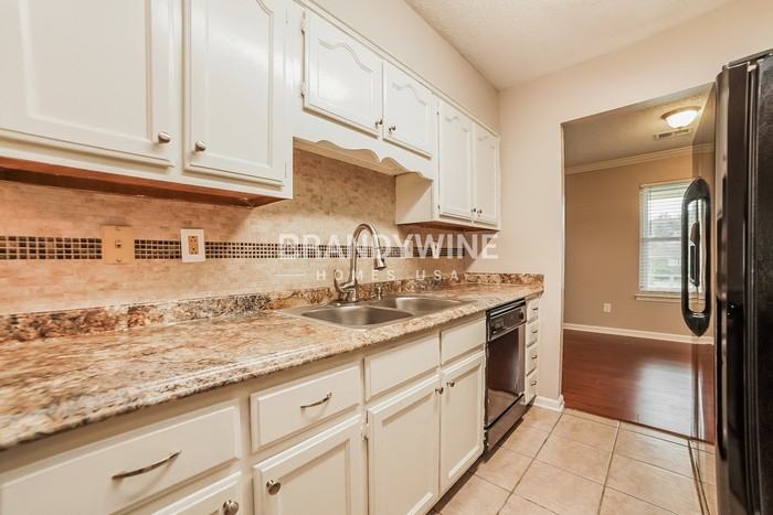 6490 Saddleback Cir - Photo 6 of 20