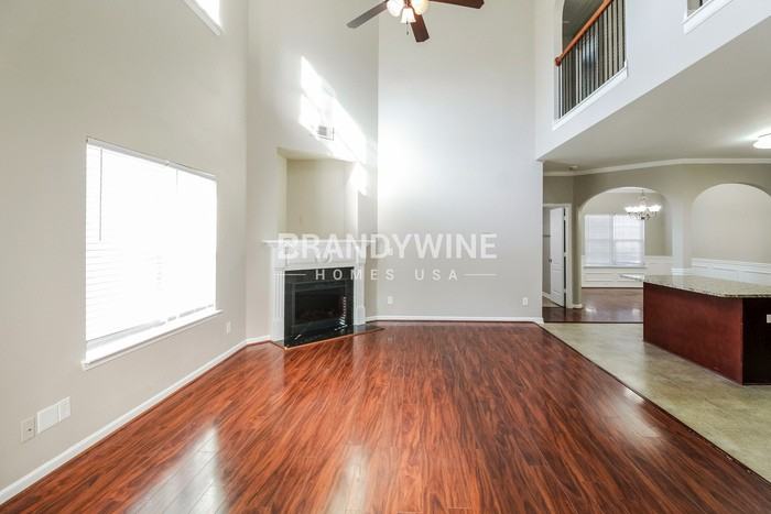 152 Tyre Dr - Photo 3 of 22