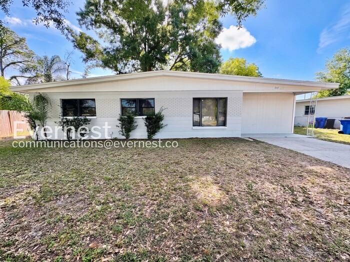 7121 Flounder Dr - Photo 2 of 23