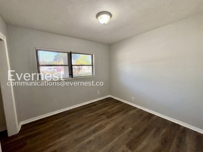 7121 Flounder Dr - Photo 7 of 23