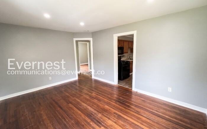 516 Athens Ct - Photo 5 of 16