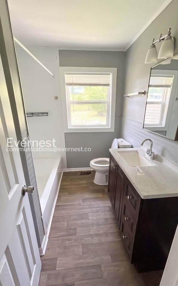 516 Athens Ct - Photo 6 of 16