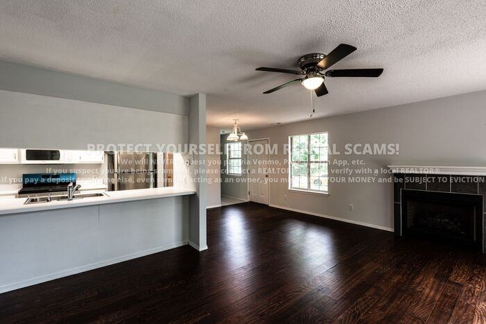 2554 W Houston St - Photo 4 of 15