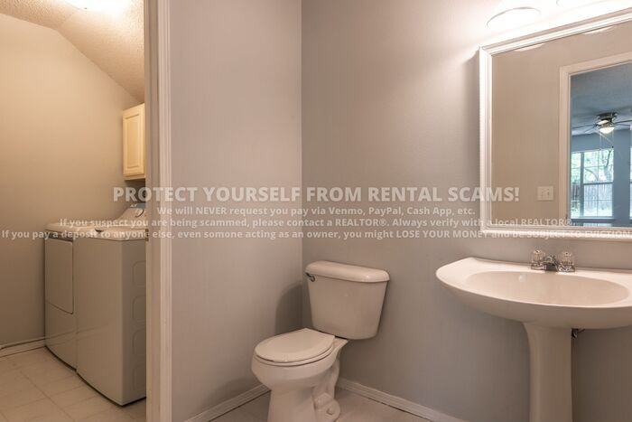 2554 W Houston St - Photo 7 of 15