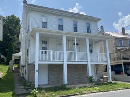 featured image of 24 Lyter St #1