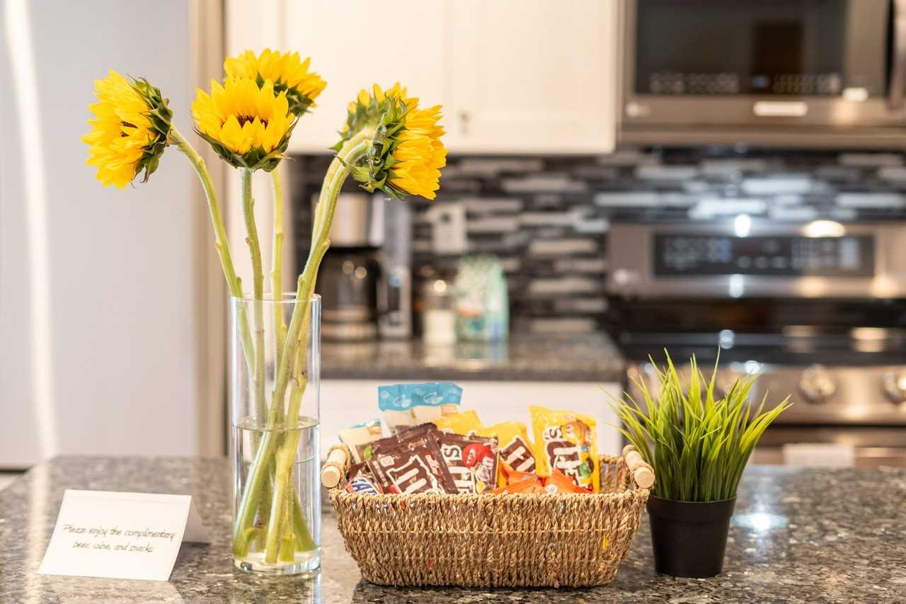 2510 E Hermosa Dr #NA - Photo 5 of 24