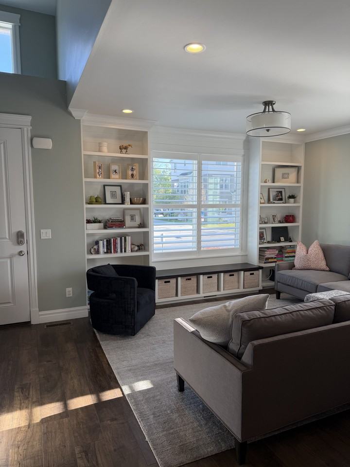 1024 W Narrows Ln - Photo 4 of 22