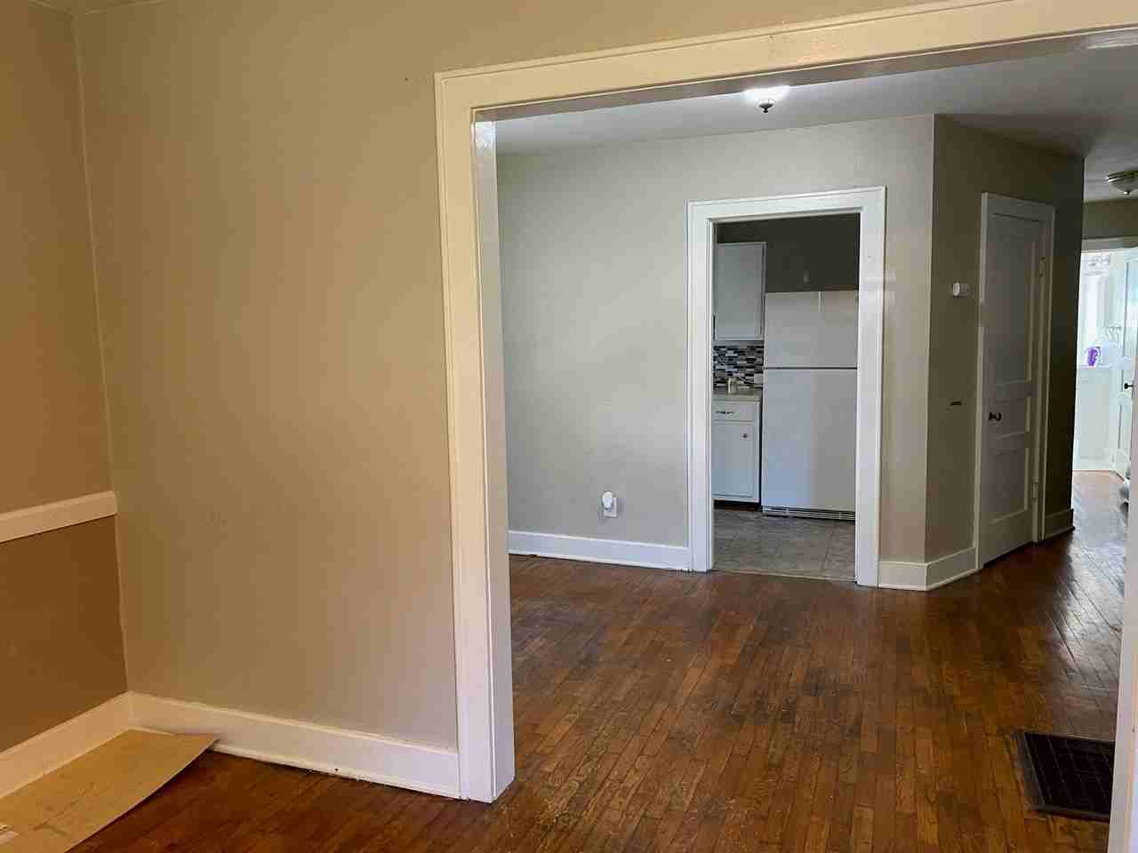 905 Myers Ave #A - Photo 4 of 11