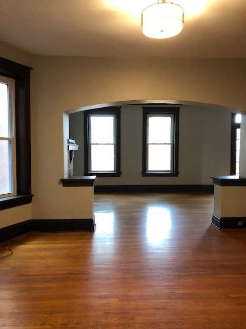 3453 Hartford St #2F - Photo 3 of 8