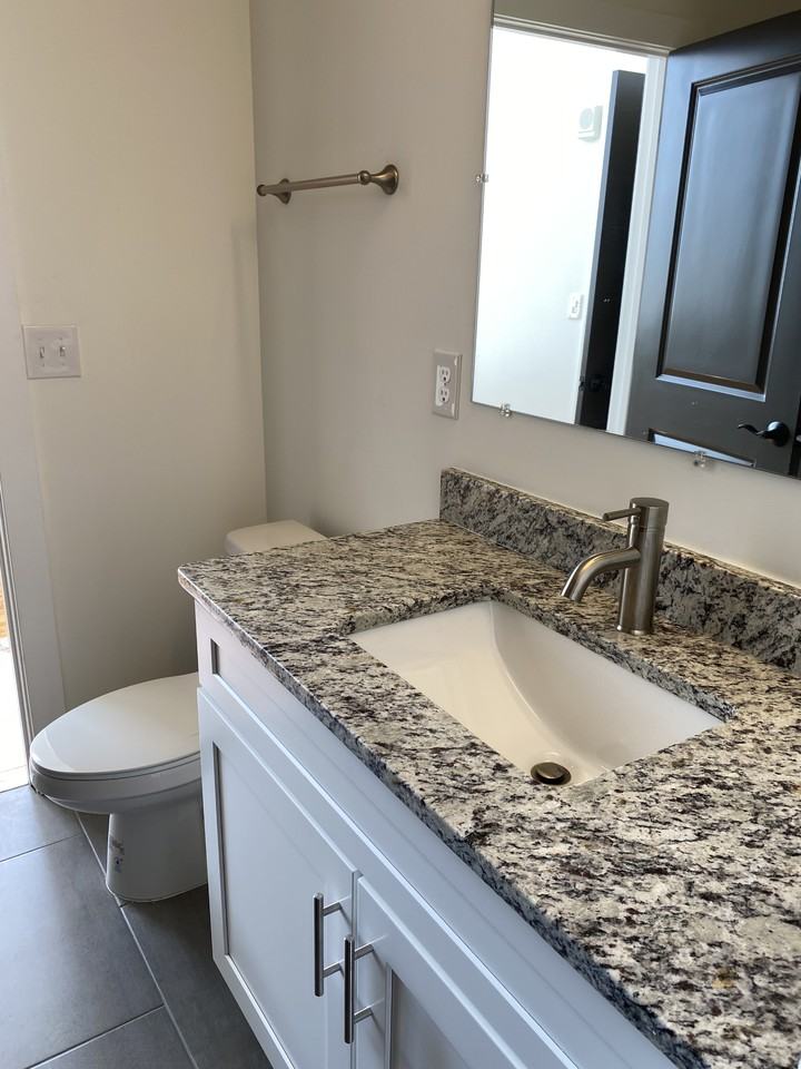 403 W Court St #304 - Photo 5 of 8