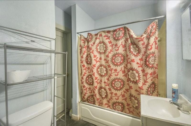 707 W Cleveland Ave - Photo 5 of 10