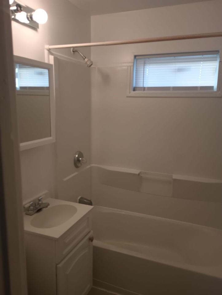 4170 Fillmore St - Photo 5 of 7