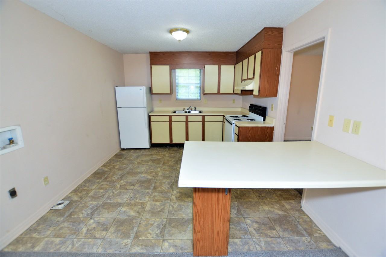 545 Valley St #6 - Photo 3 of 8