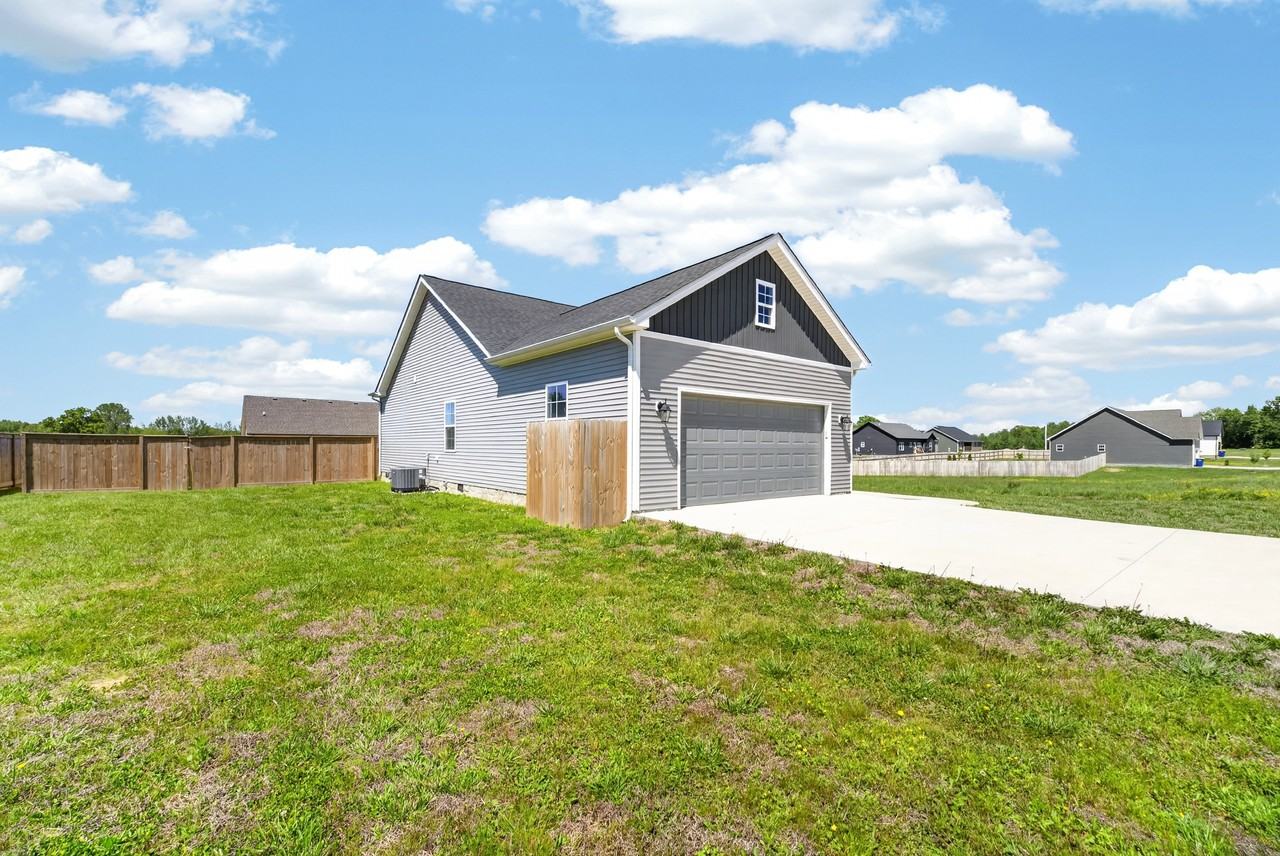 147 Greenbriar Ln - Photo 7 of 24