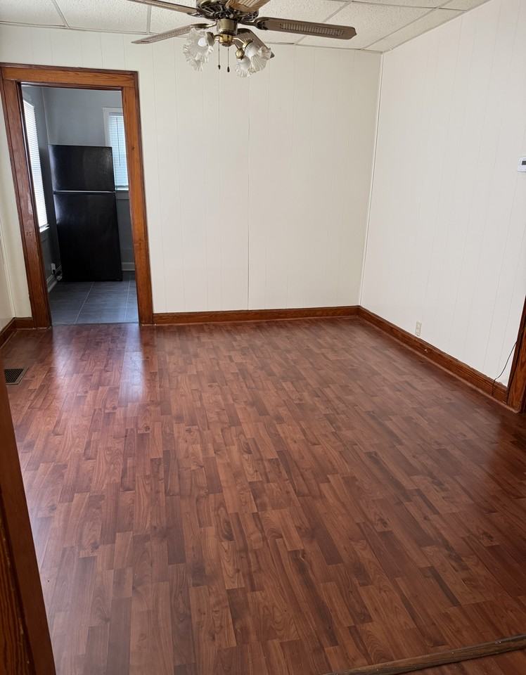 1124 S Harlan Ave - Photo 6 of 12