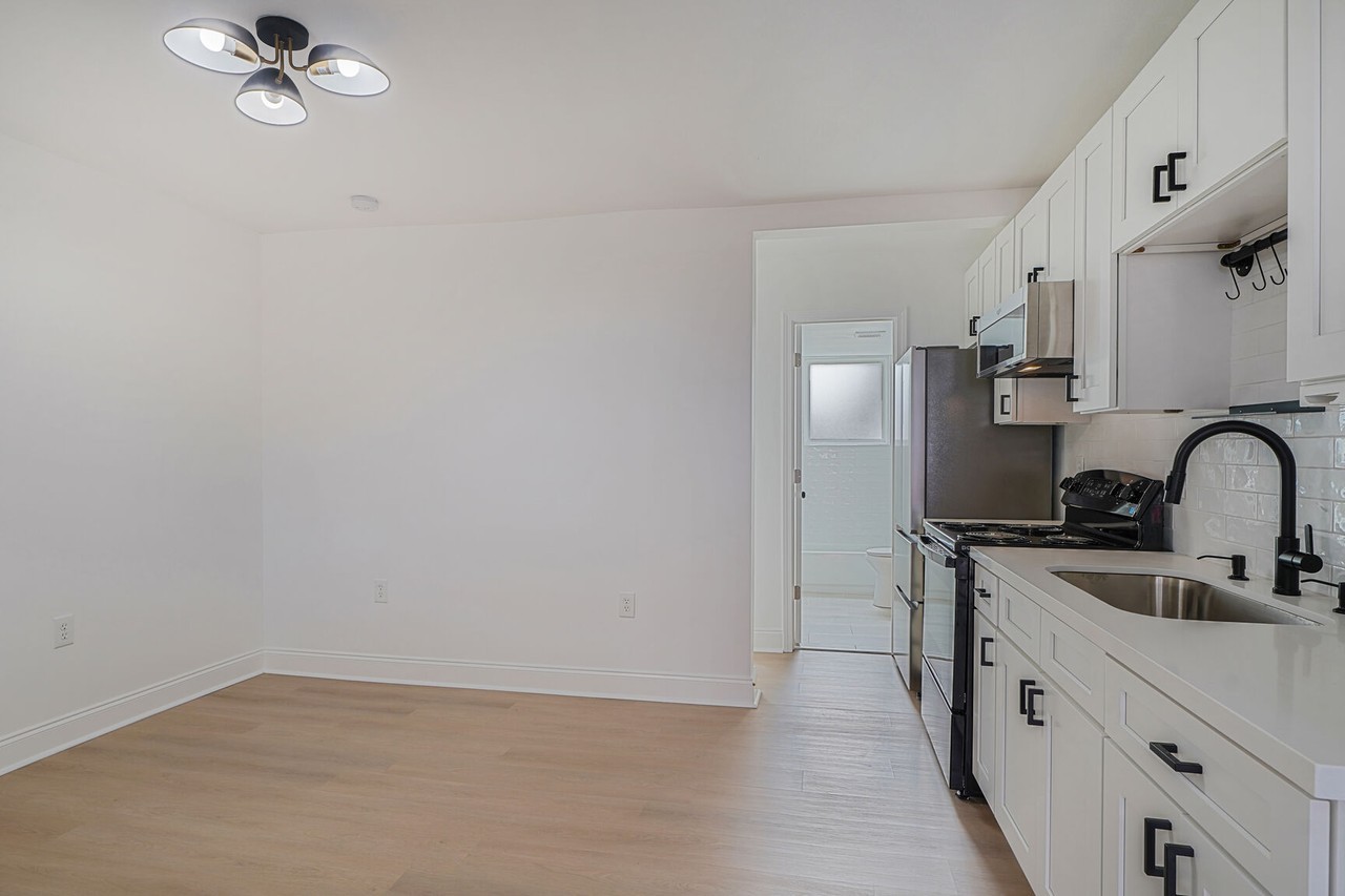3318 S Saratoga St #103 - Photo 5 of 11