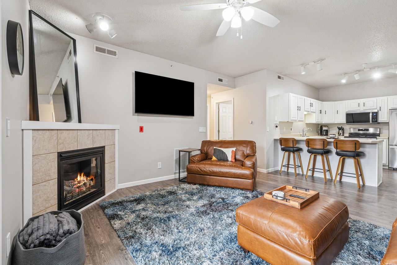 80 Circle Dr #5 - Photo 5 of 26