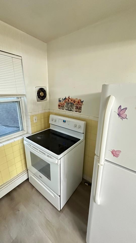 2915 Mignon Ave #4 - Photo 3 of 17