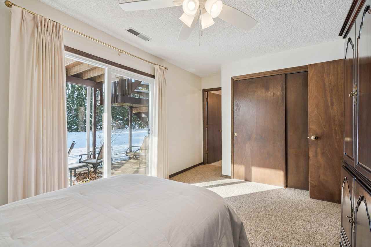 1245 Michelle Ct - Photo 6 of 27