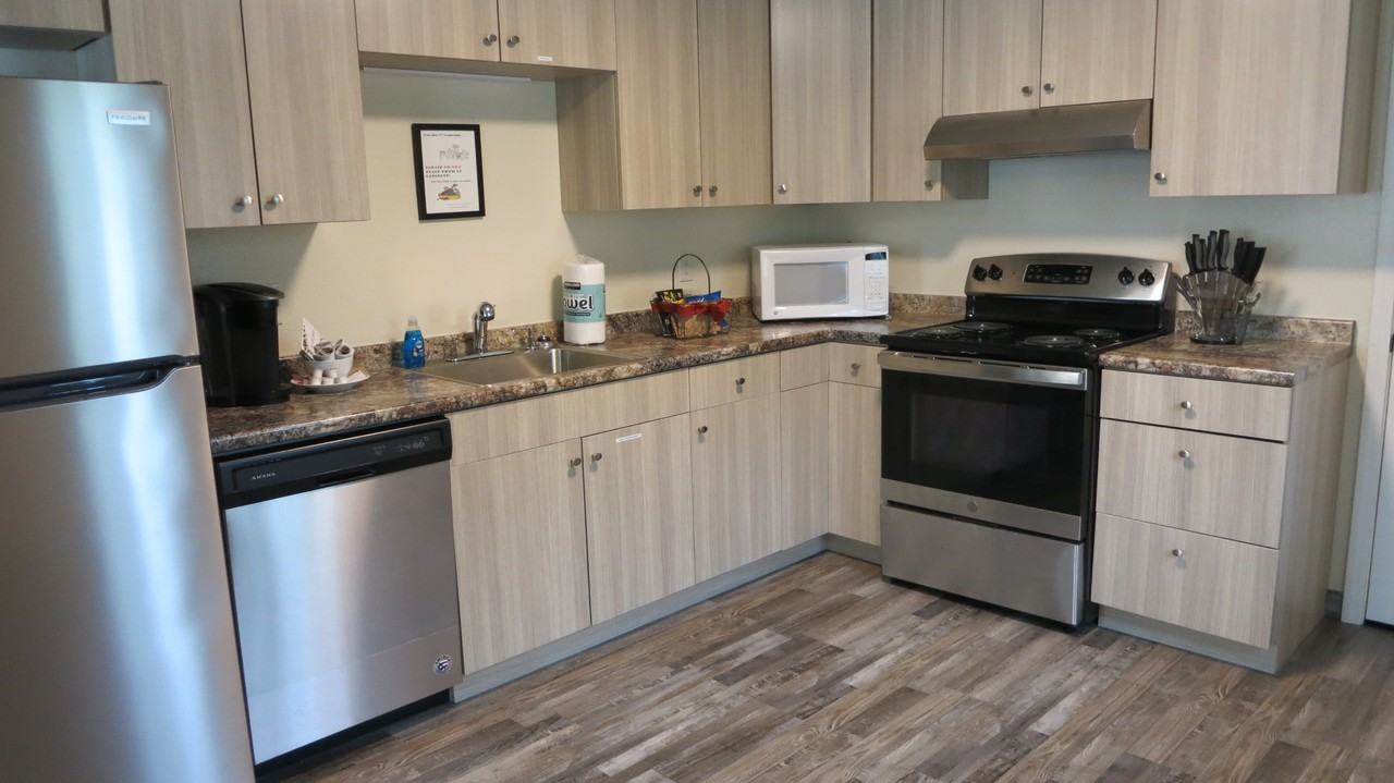 3475 Hope St #1 - Photo 5 of 41