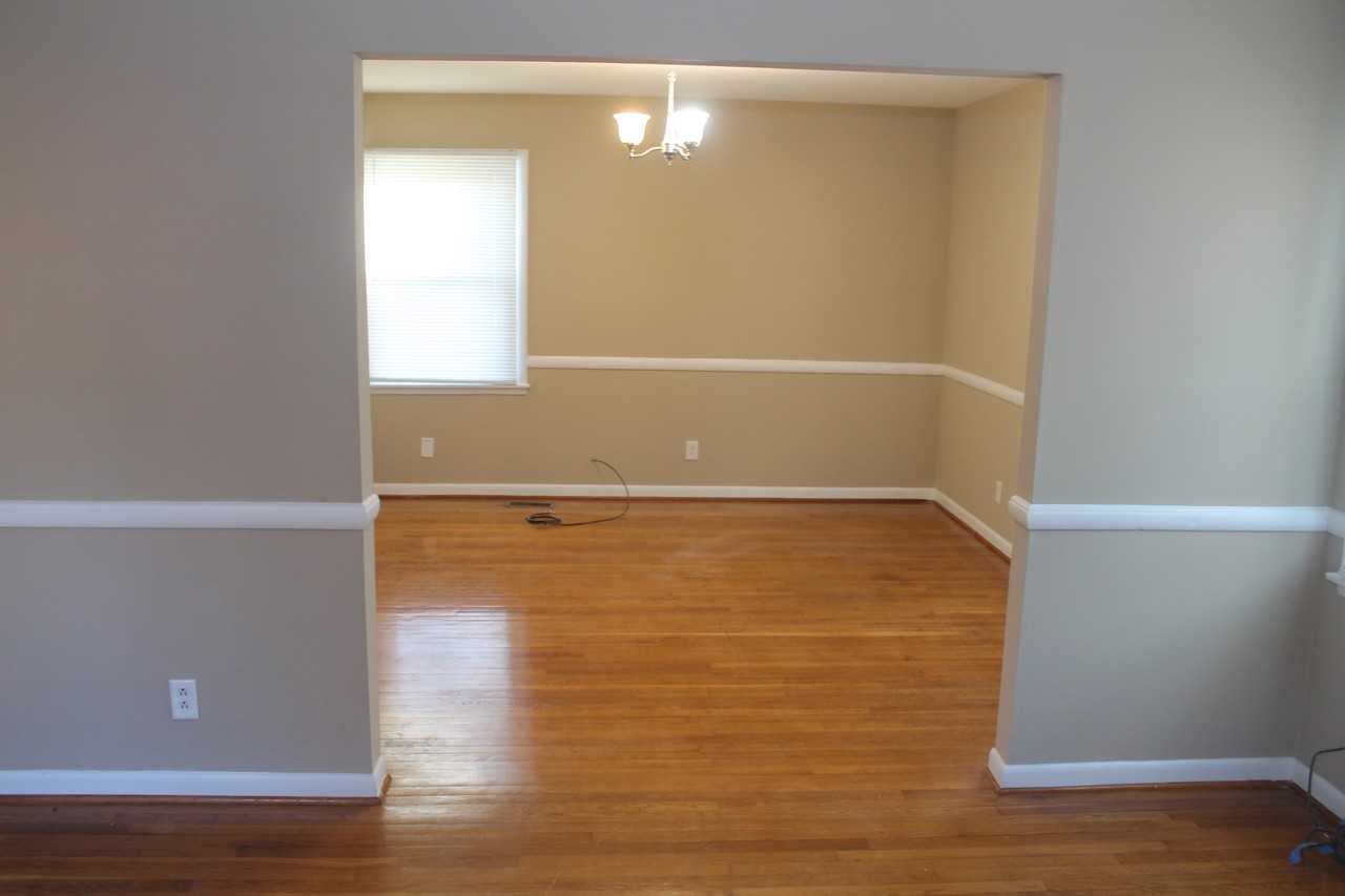 2602 Gibson St Nw - Photo 3 of 10