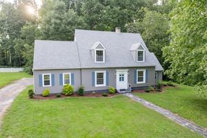 featured image of 706 College Ave