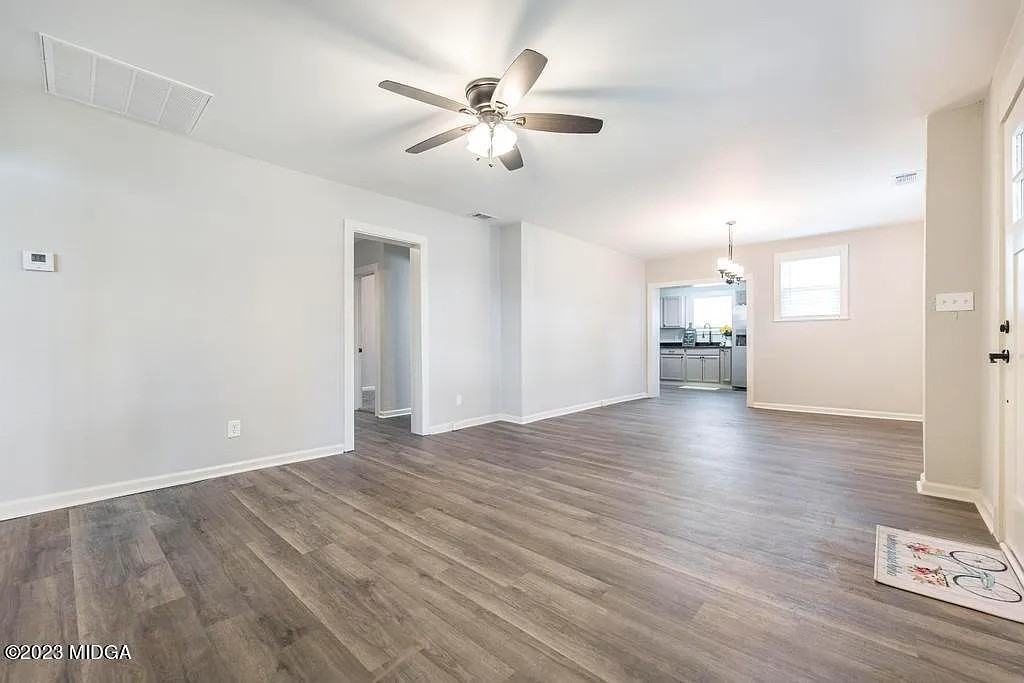 379 Rogers Ave - Photo 3 of 18