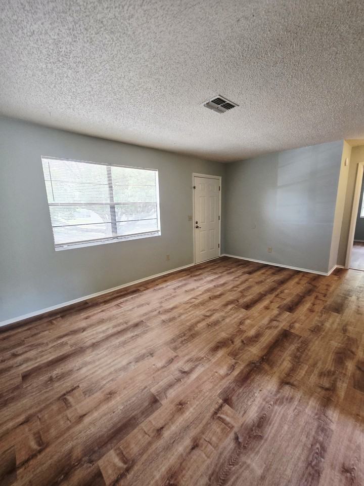 7615 W Fern Pl #7 - Photo 2 of 20