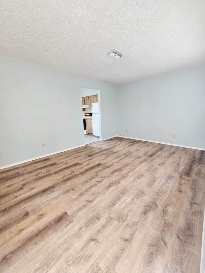 7615 W Fern Pl #7 - Photo 3 of 20